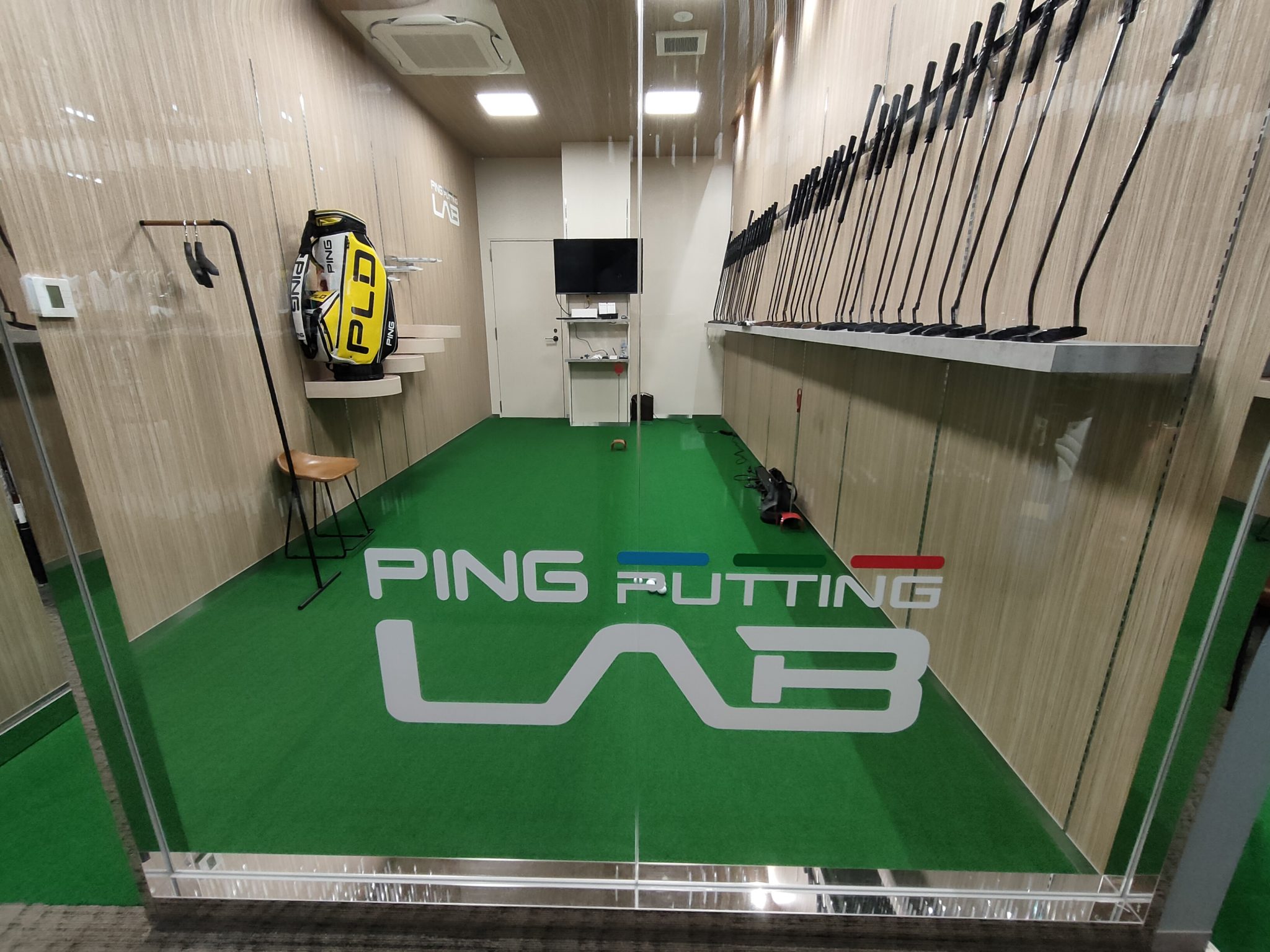 国内3店舗目！埼玉県に直営店「PINGフィッティングスタジオ」がオープン！ ～PINGの歴代クラブや契約プロのセッティングなども展示～ │